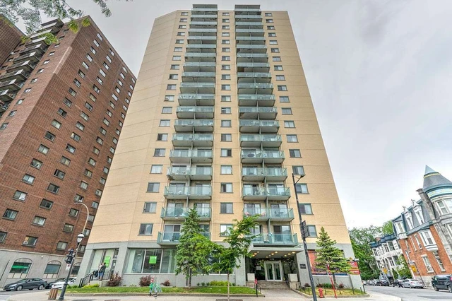 Junior 1 Bedroom Available At 135 East Sherbrooke Street - 135 East Sherbrooke Street, Montréal - Junior 1 Bedroom Available At 135 East Sherbrooke Street - 135 East Sherbrooke Street, Montréal - location appartement lokatix