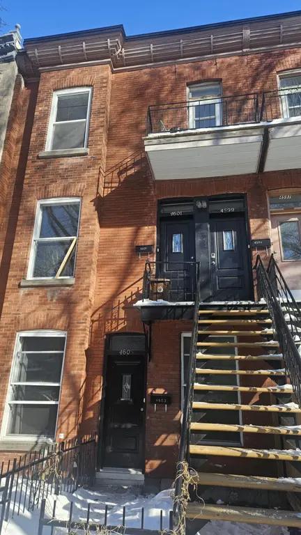 🏡 Grand 4 ½ à Louer – Plateau,/ Mile End Montréal 🏡 - 🏡 Grand 4 ½ à Louer – Plateau,/ Mile End Montréal 🏡 - location appartement lokatix