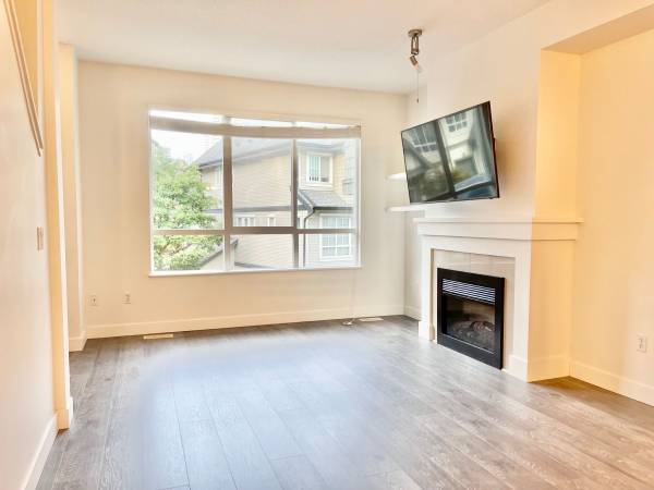 Fully renovated 3 beds and 2.5 bath townhome - Fully renovated 3 beds and 2.5 bath townhome - location appartement lokatix