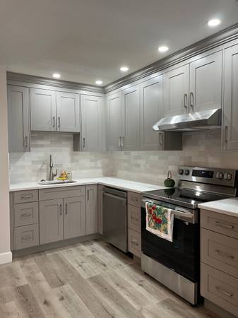 Exquisite, Newly Renovated Spacious Apartment in Ladner!! - Exquisite, Newly Renovated Spacious Apartment in Ladner!! - location appartement lokatix