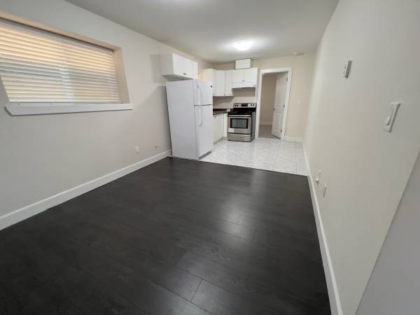 1Bed 1Bath Basement suite - 1Bed 1Bath Basement suite - lokatix rental apartment