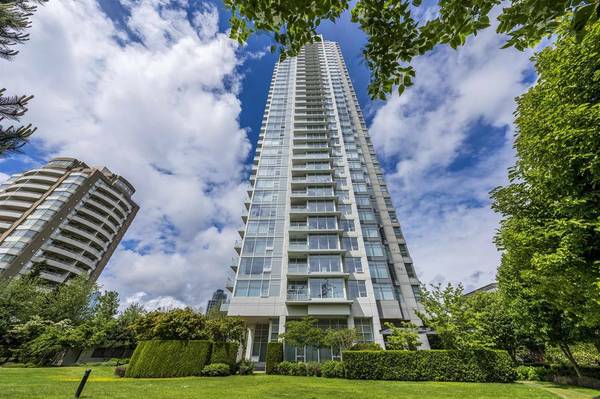 luxury Metrotown Highrise,  2 +den 2 bath, available March 1st - luxury Metrotown Highrise,  2 +den 2 bath, available March 1st - lokatix rental apartment