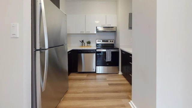 1025 Sherbrooke | 1025 Sherbrooke St E, Montreal - 1025 Sherbrooke | 1025 Sherbrooke St E, Montreal - lokatix rental apartment