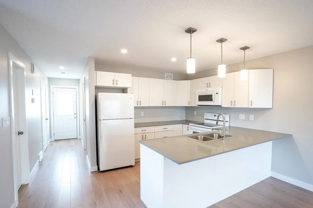 Plainsview Estates | 7551 Mapleford Blvd, Regina - Plainsview Estates | 7551 Mapleford Blvd, Regina - location appartement lokatix