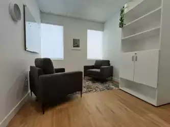 Downtown therapy office for rent – Brand new, fully furnished | 11611 107 Avenue Northwest, Edmonton - Downtown therapy office for rent – Brand new, fully furnished | 11611 107 Avenue Northwest, Edmonton - lokatix rental apartment