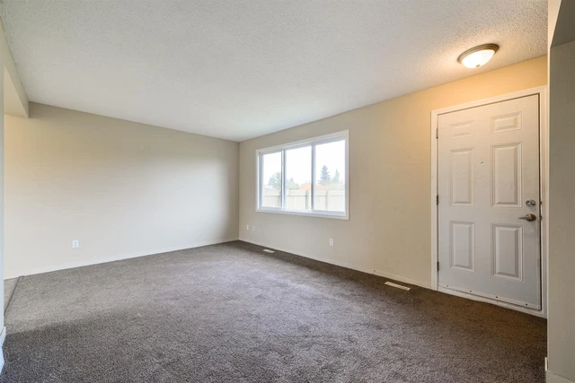 Castleridge Estates - Castleridge Estates - lokatix rental apartment