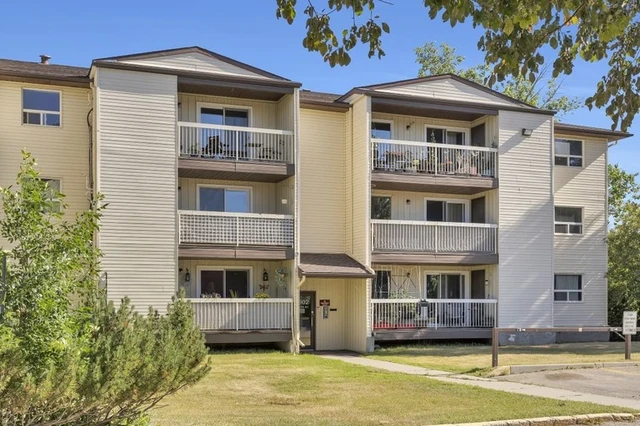 Southwood Greene Apartments | 4902 Queen Street, Regina - Southwood Greene Apartments | 4902 Queen Street, Regina - lokatix rental apartment