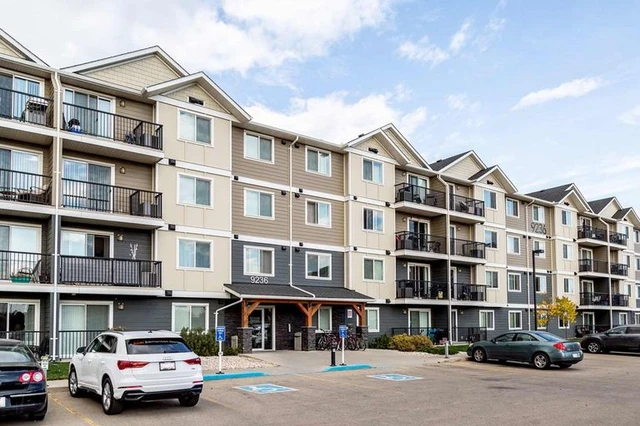 Webber Greens | 9240 213 St NW, Edmonton - Webber Greens | 9240 213 St NW, Edmonton - location appartement lokatix