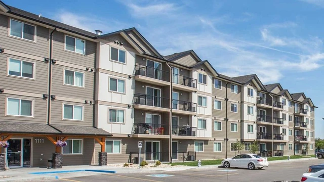 Greenview | 1103 McConachie Blvd NW, Edmonton - Greenview | 1103 McConachie Blvd NW, Edmonton - lokatix rental apartment