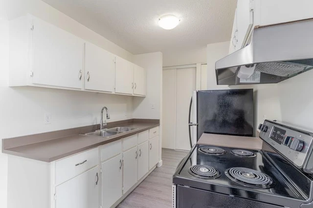 Carmen | 3431 139 Ave. NW, Edmonton - Carmen | 3431 139 Ave. NW, Edmonton - lokatix rental apartment