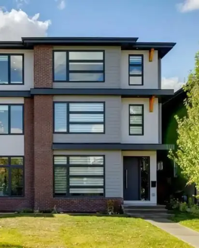 Three-story semi detached in Mount Pleasant | Calgary - Three-story semi detached in Mount Pleasant | Calgary - lokatix rental apartment