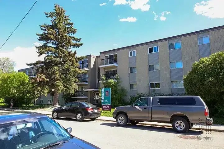 Delburn House | 1419 17 Avenue NW, Calgary - Delburn House | 1419 17 Avenue NW, Calgary - lokatix rental apartment