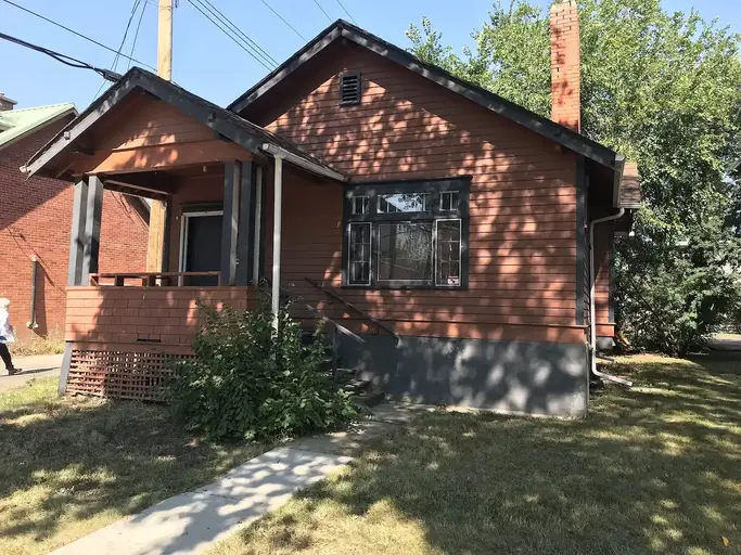 2 BR House with Den and Garage in Downtown Oliver Area! | 11914 102 Avenue, Edmonton - 2 BR House with Den and Garage in Downtown Oliver Area! | 11914 102 Avenue, Edmonton - location appartement lokatix