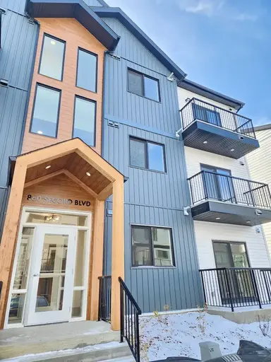 Beautiful and spacious Bachelor unit at the quiet area of west Edmonton for rent | 860 Secord Boulevard Northwest, Edmonton - Beautiful and spacious Bachelor unit at the quiet area of west Edmonton for rent | 860 Secord Boulevard Northwest, Edmonton - location appartement lokatix