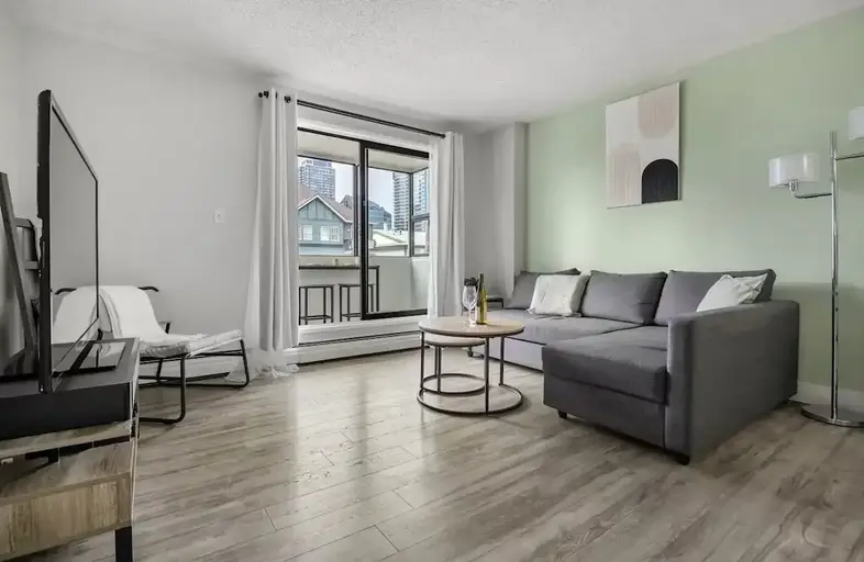 Modern 2-Bed, 1-Bath Fully Furnished Condo in Downtown Calgary | 307 - 111 14 Ave SE, Calgary - Modern 2-Bed, 1-Bath Fully Furnished Condo in Downtown Calgary | 307 - 111 14 Ave SE, Calgary - lokatix rental apartment