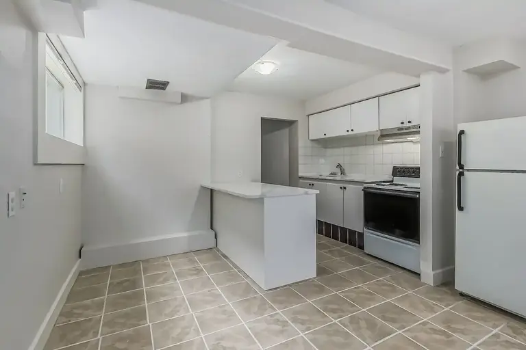 LIVE IN NEWLY RENOVATED, COZY, RAMSAY/INGLEWOOD - STUDIO + 1 BATH | 1028 9 Street Southeast, Calgary - LIVE IN NEWLY RENOVATED, COZY, RAMSAY/INGLEWOOD - STUDIO + 1 BATH | 1028 9 Street Southeast, Calgary - lokatix rental apartment