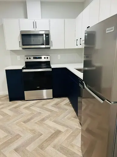 Cozy 2 Bedroom Legal Basement Suite - Rent includes utilities | Calgary - Cozy 2 Bedroom Legal Basement Suite - Rent includes utilities | Calgary - lokatix rental apartment