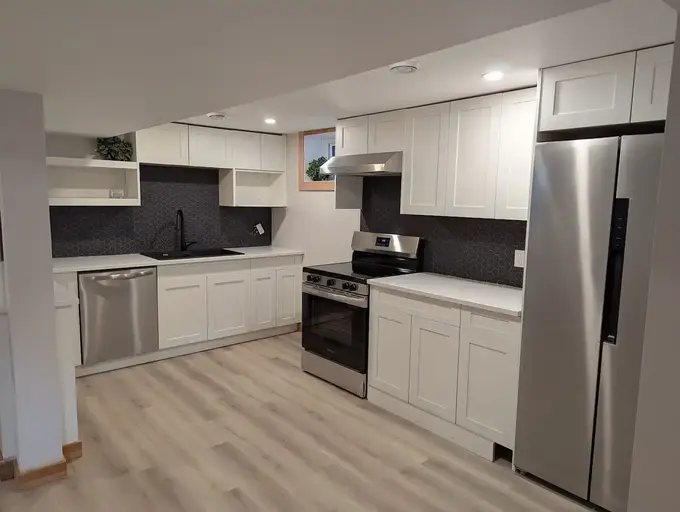 Newly Built  2 bedroom legal suite .High end finishes | 13 Ave NE, Calgary - Newly Built  2 bedroom legal suite .High end finishes | 13 Ave NE, Calgary - lokatix rental apartment