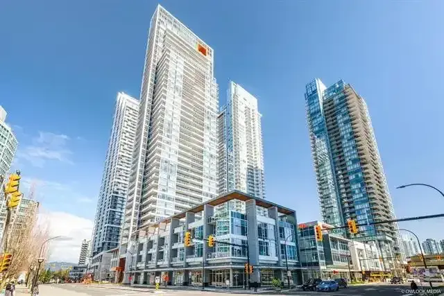 Station Square Tower 4 | 6080 McKay Avenue, Burnaby - Station Square Tower 4 | 6080 McKay Avenue, Burnaby - lokatix rental apartment