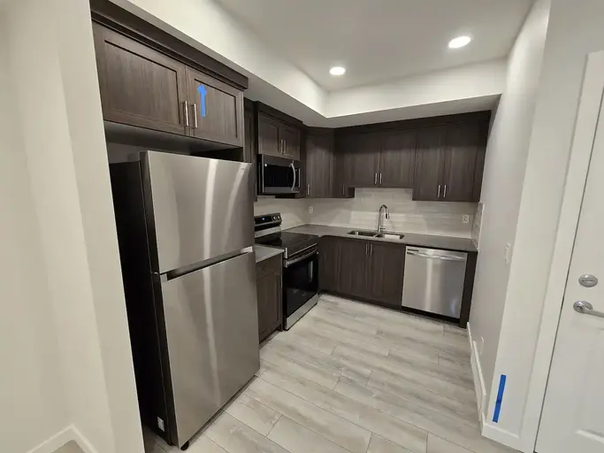 Basement  2 Beds, 1 Bath (Newly Constructed) in Mahogany Lake Community, Calgary | Magnolia Vw SE, Calgary - Basement  2 Beds, 1 Bath (Newly Constructed) in Mahogany Lake Community, Calgary | Magnolia Vw SE, Calgary - lokatix rental apartment