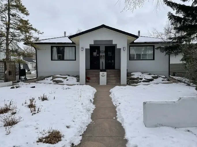 3 Bed | A - 2444 Crestwood Road Southeast, Calgary - 3 Bed | A - 2444 Crestwood Road Southeast, Calgary - lokatix rental apartment